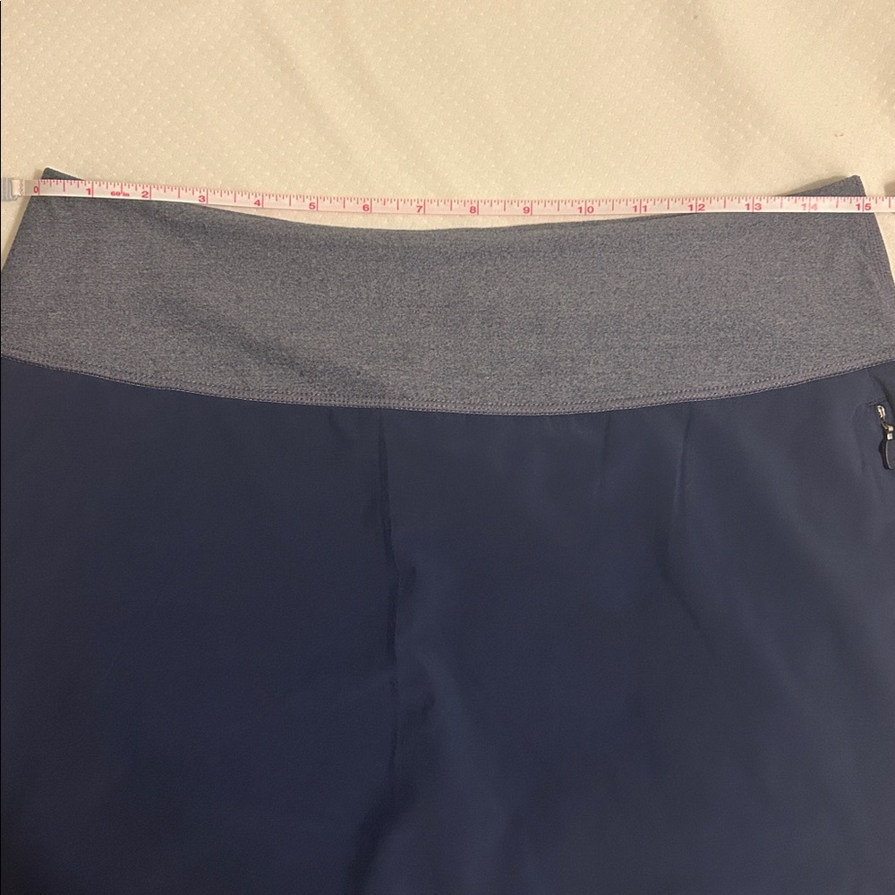 Zero Restriction Blue and Gray Skort - Picture 6 of 6